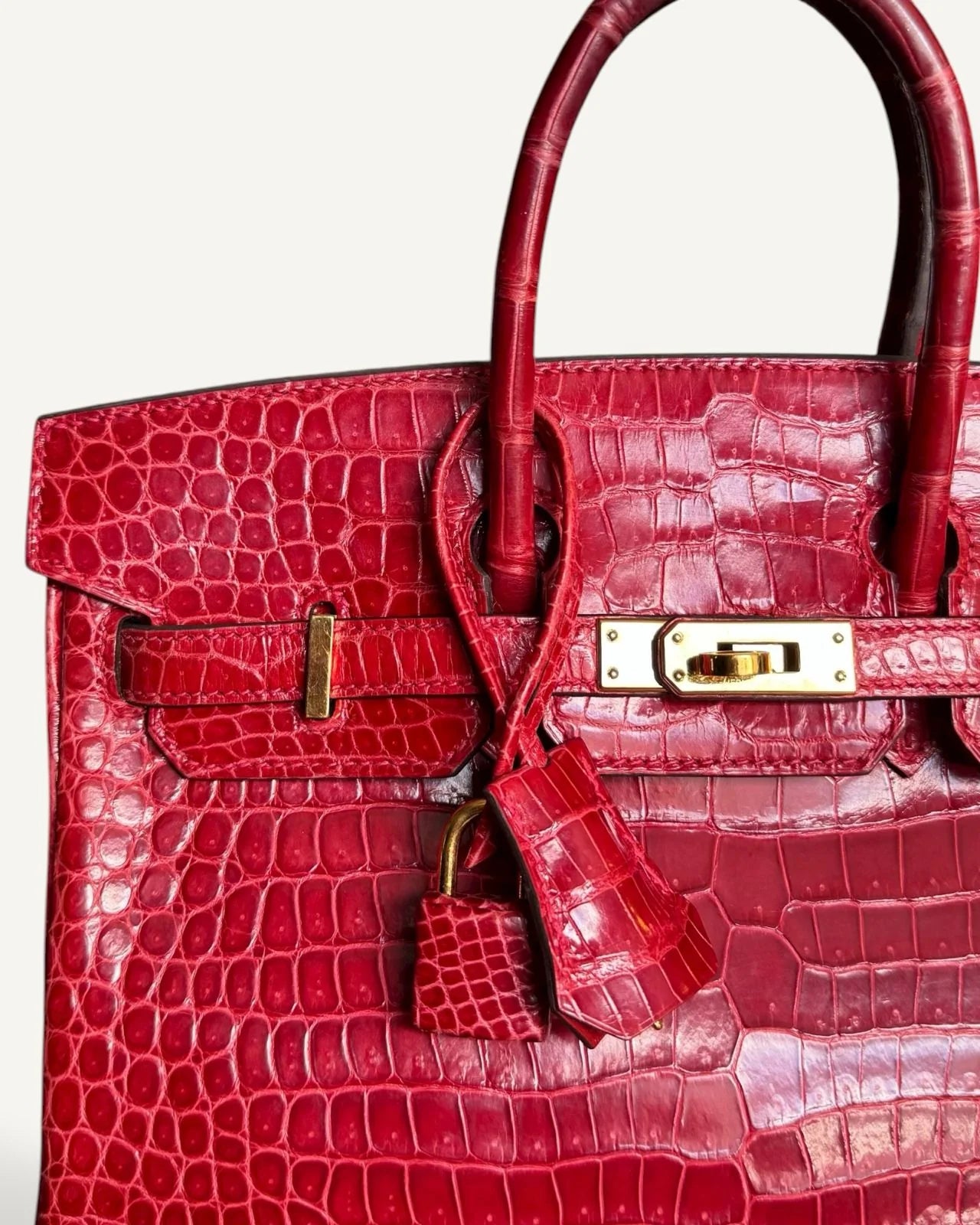 Bolsa Hermès Birkin 25 Croco Shiny Braise com Ferragens Gold